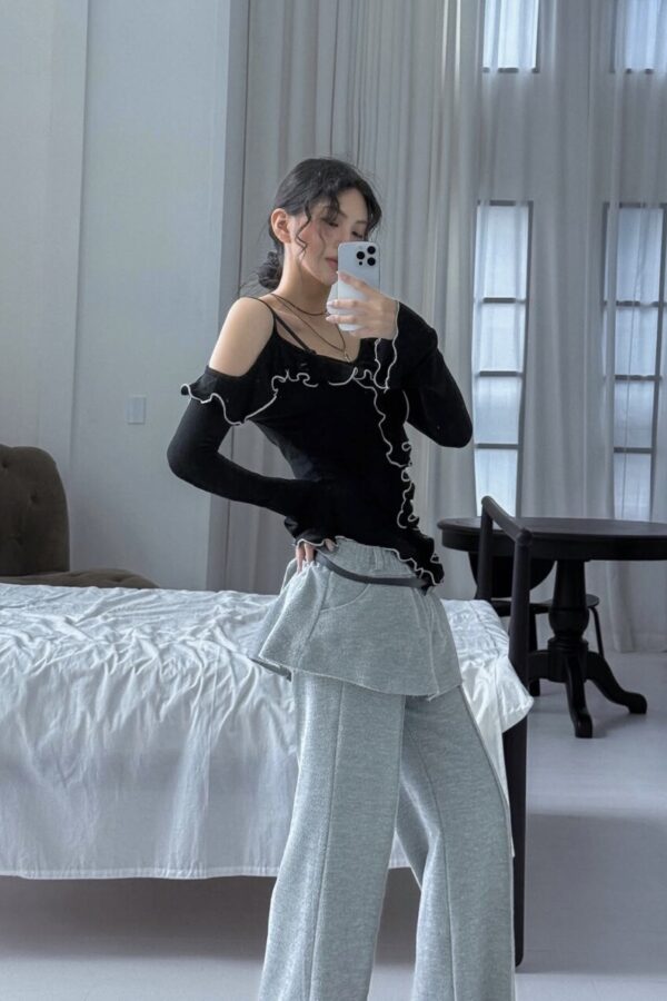 露肩拼色荷葉邊喇叭袖T恤