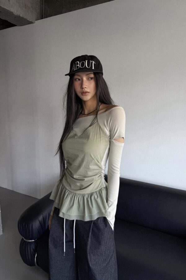 掛脖拼接花邊露肩T恤