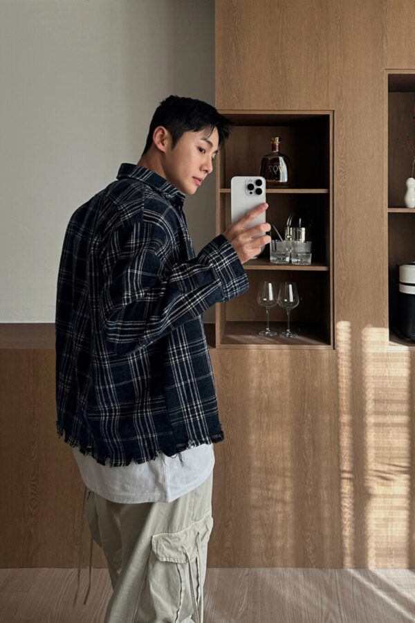 復古格子撕裂襯衫