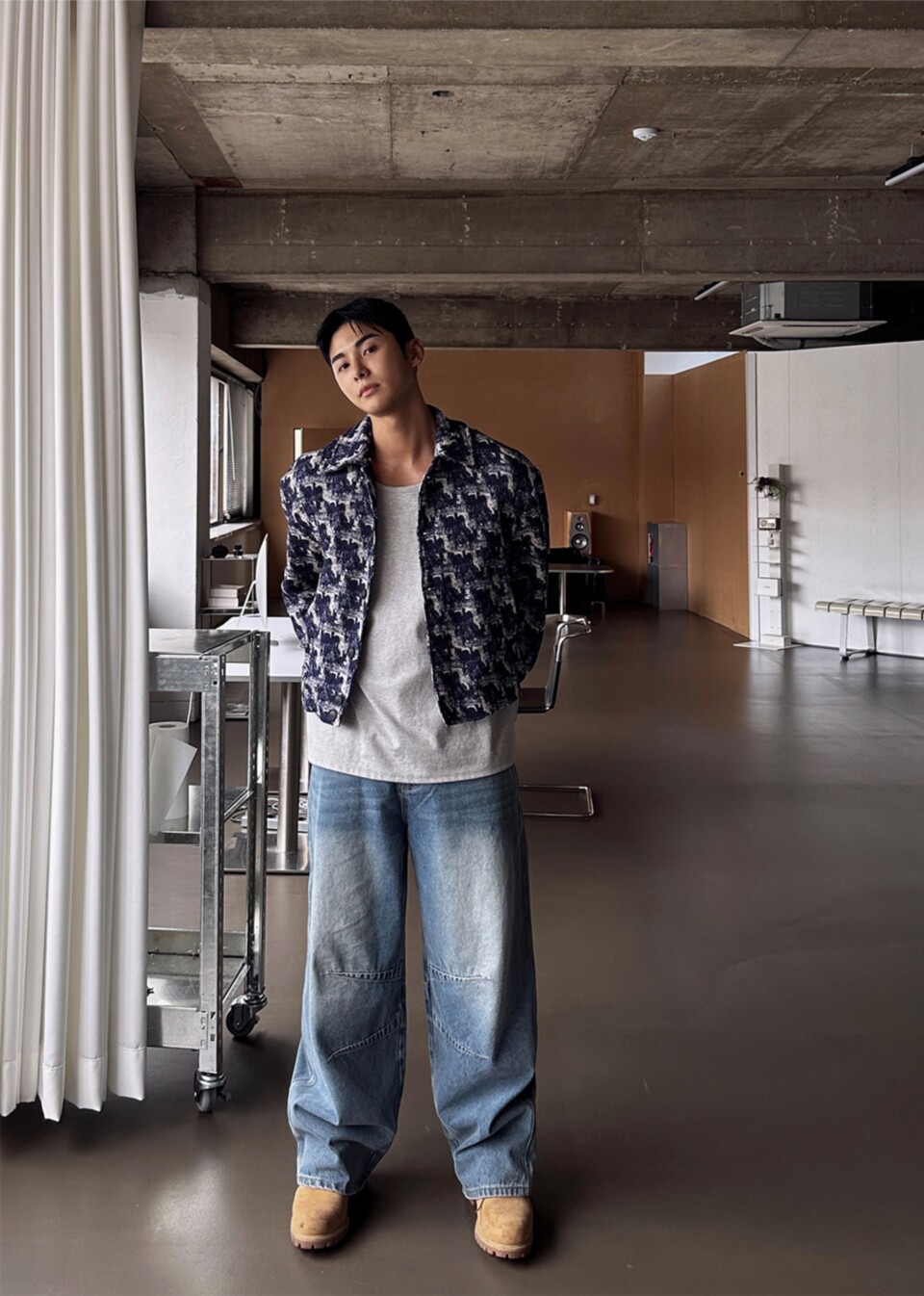 小香風翻領短款夾克外套-2