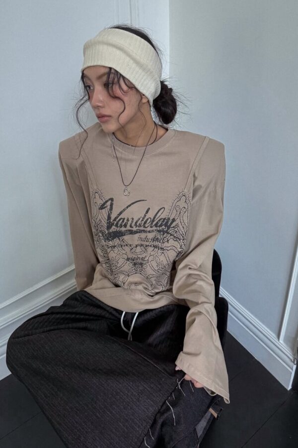 字母花朵墊肩T恤