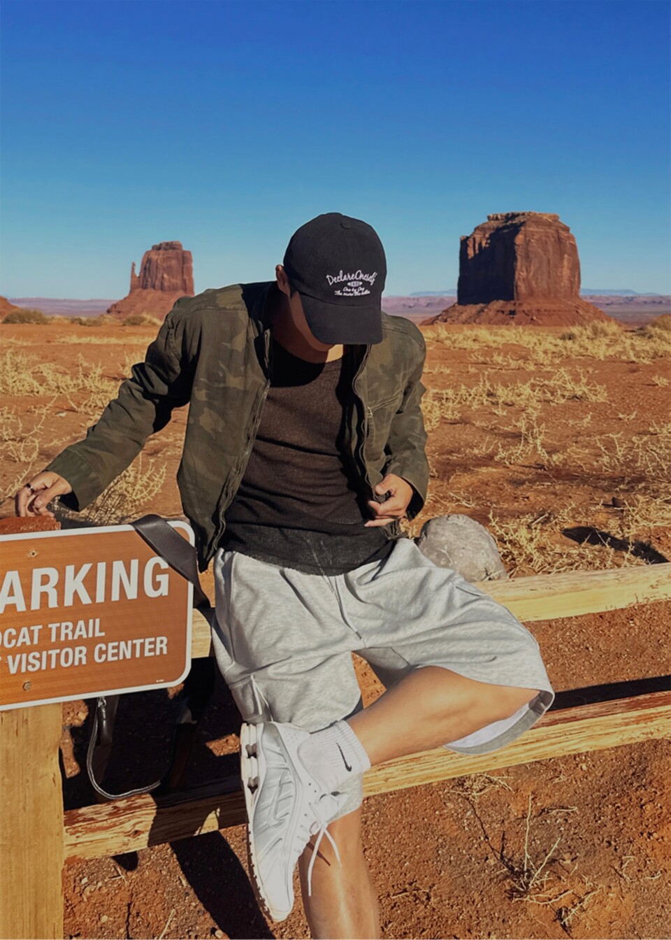 迷彩短版立領雙拉鏈外套-1