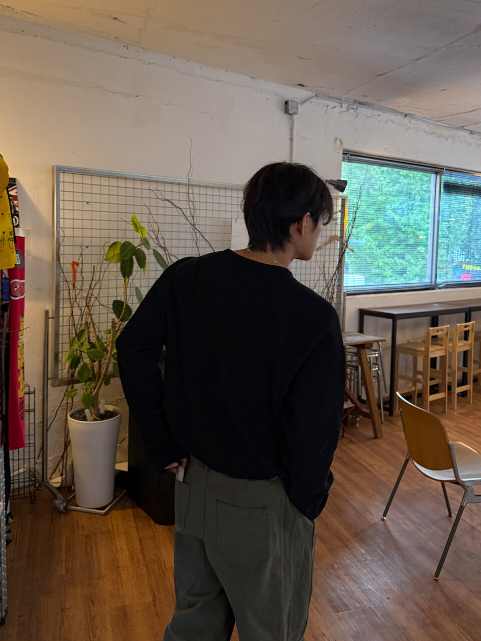 側扣亨立領長袖-4