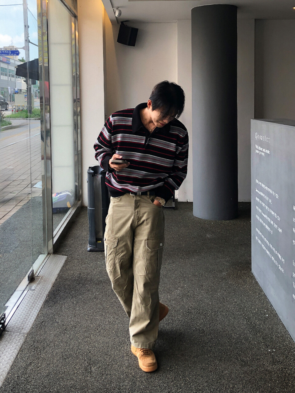 撞色條紋短版POLO領-2