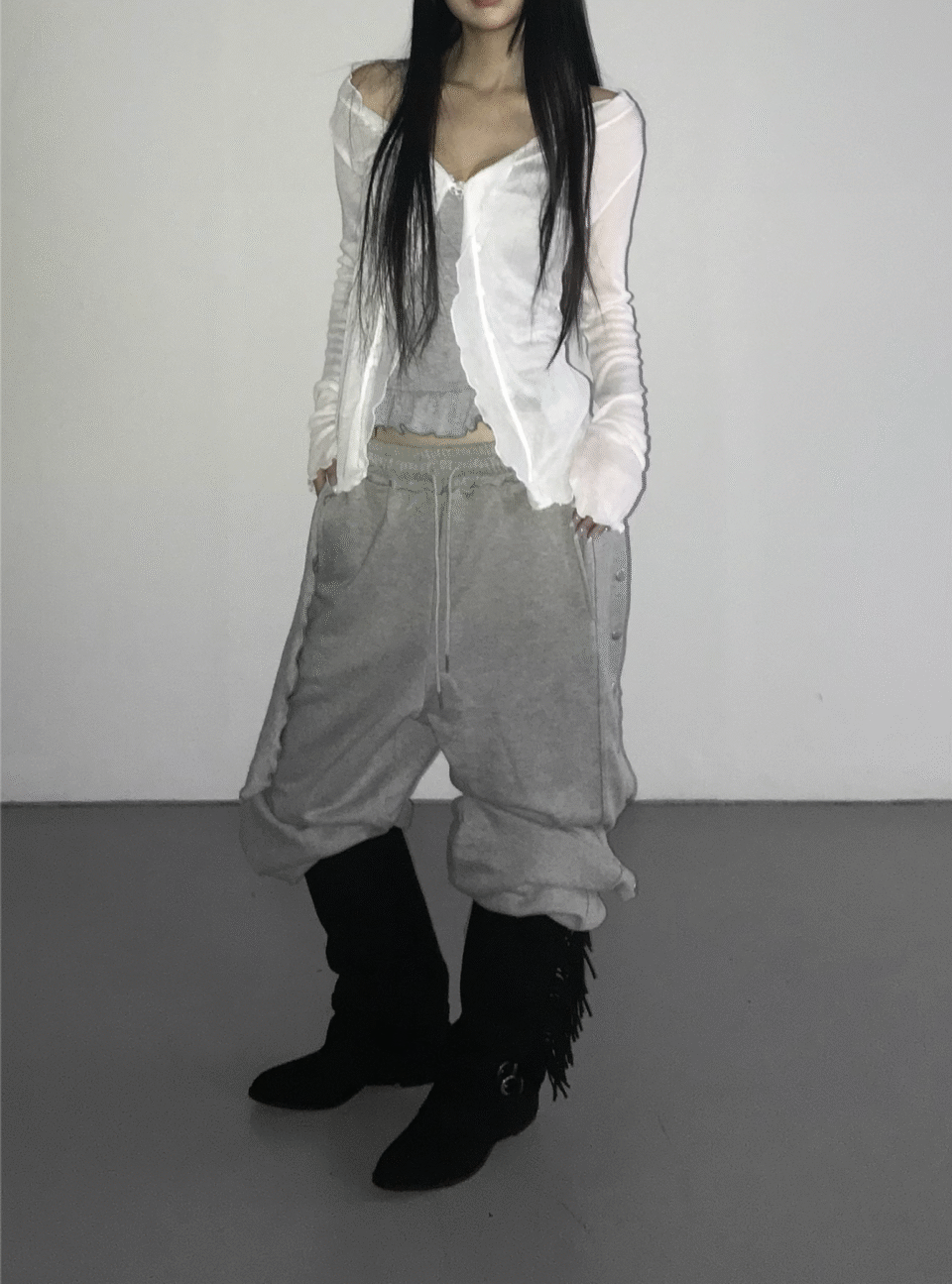 荷葉邊微透薄款開襟衫