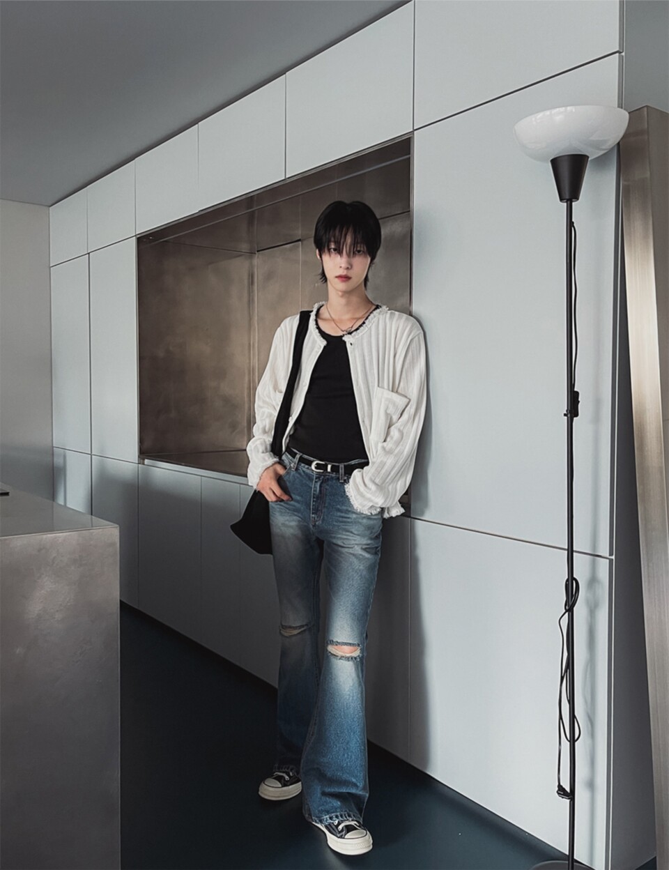 毛邊坑條圓領針織開衫-4