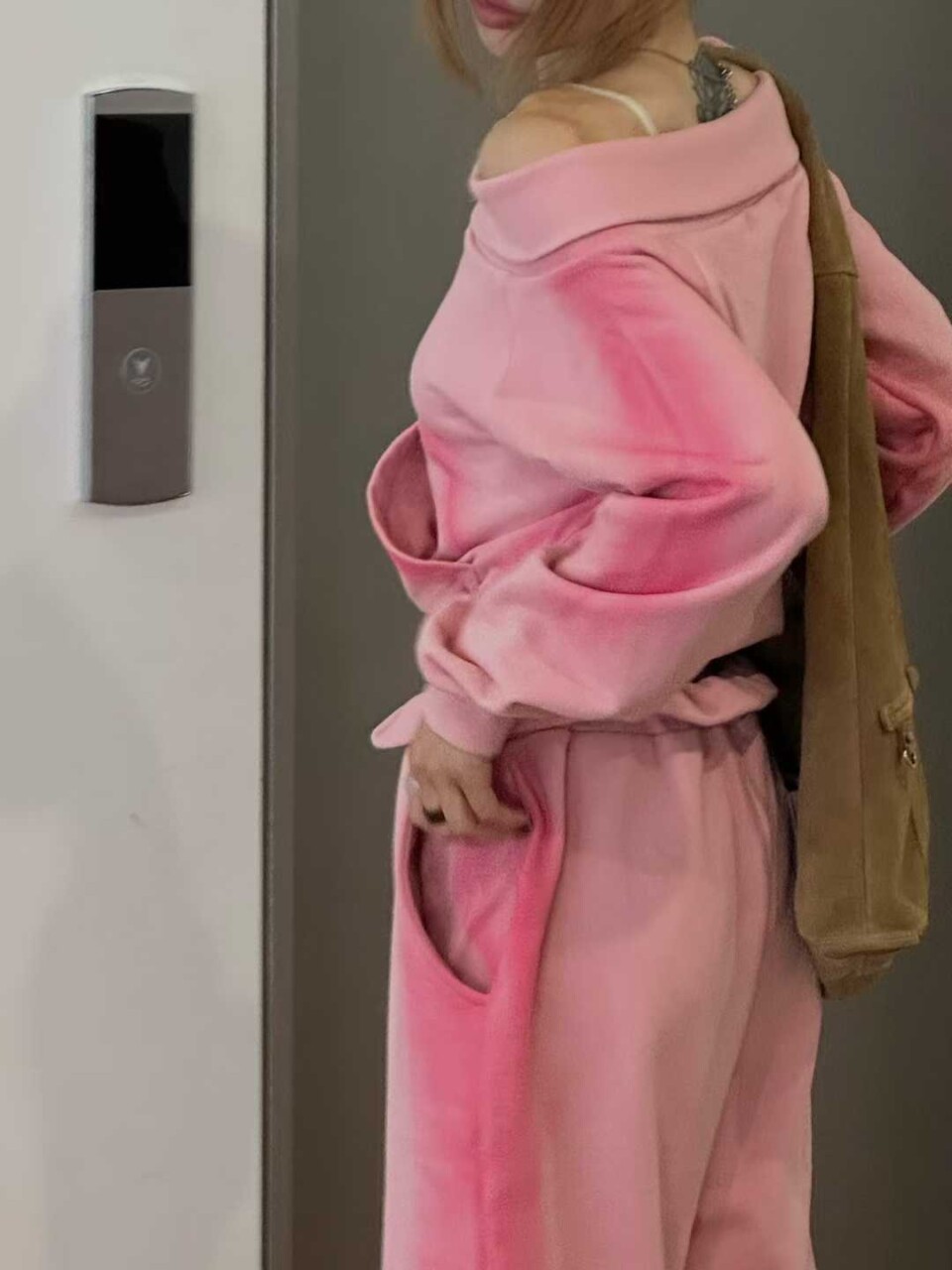 寬鬆刷色漸層運動長褲:圖片 3