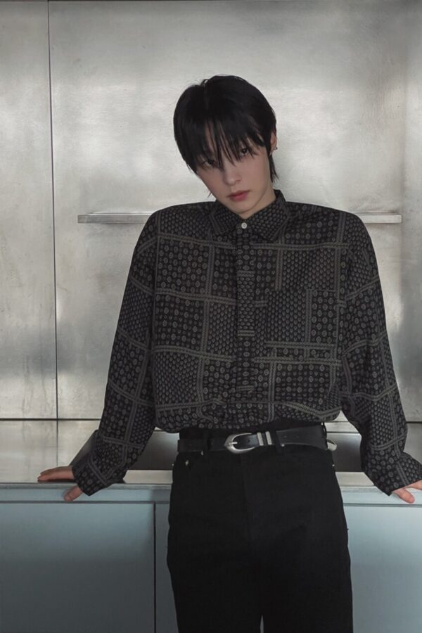 設計款腰果花領帶襯衫