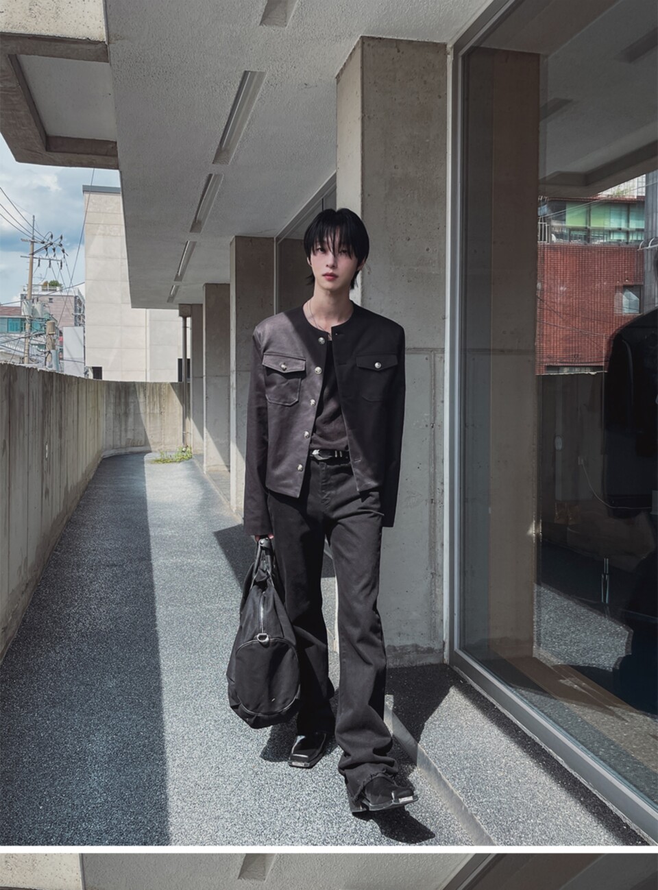 圓領口袋排扣設計短款外套-2