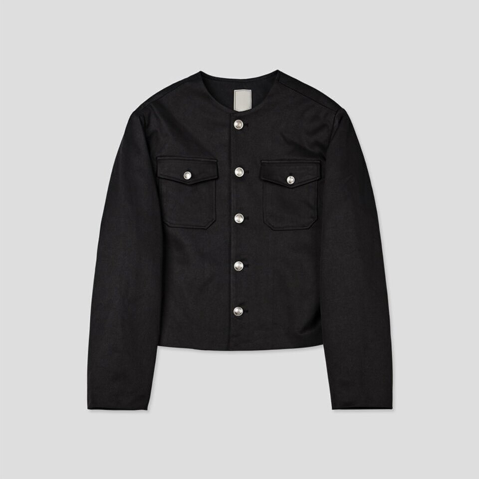 圓領口袋排扣設計短款外套-5