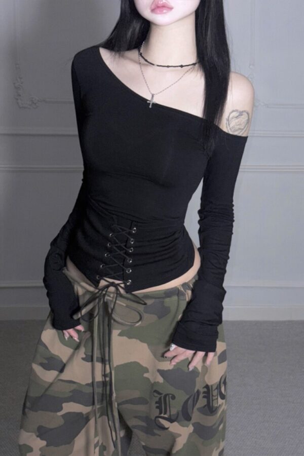 斜領露肩綁帶馬甲式T恤-1