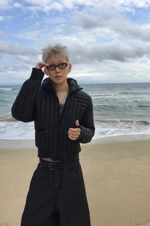 短款壓紋輕薄鴨絨外套-1