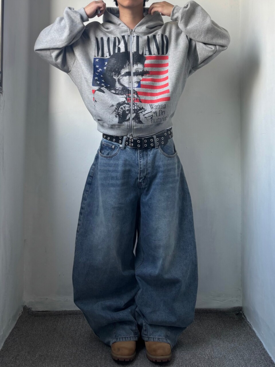 美式印花拉鍊連帽外套-1