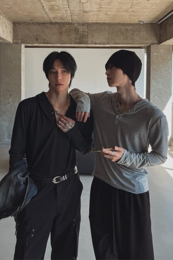 Alternative view of 亨利領連帽薄T