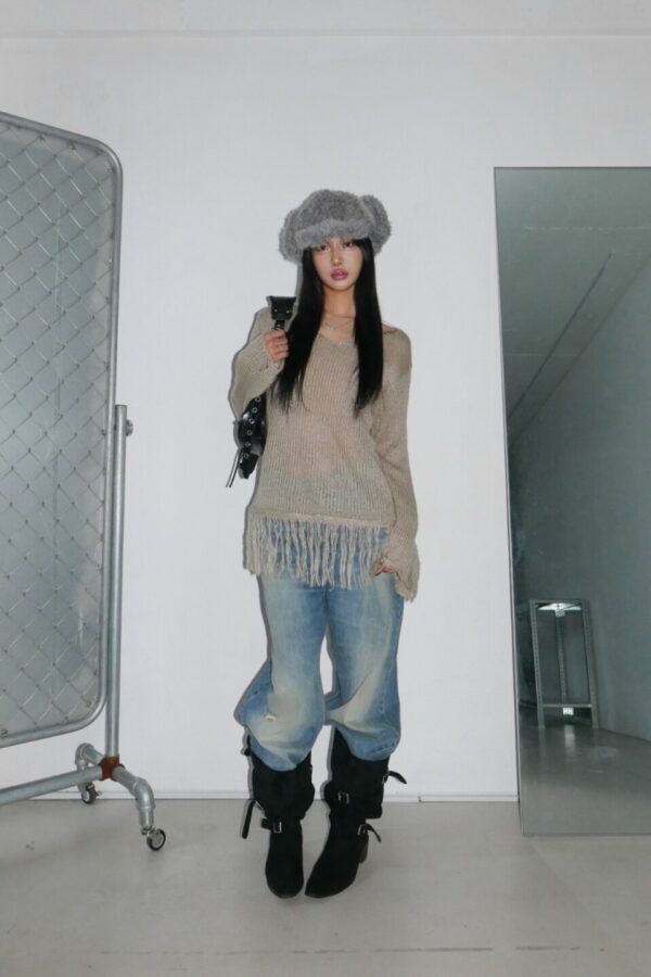 Alternative view of 流蘇破損針織衫